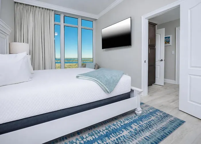 Phoenix Gulf Towers 1605 Apartment
