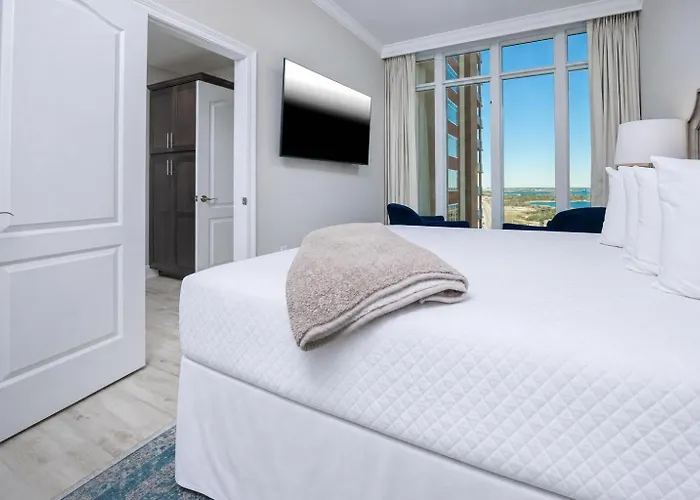 Phoenix Gulf Towers 1605